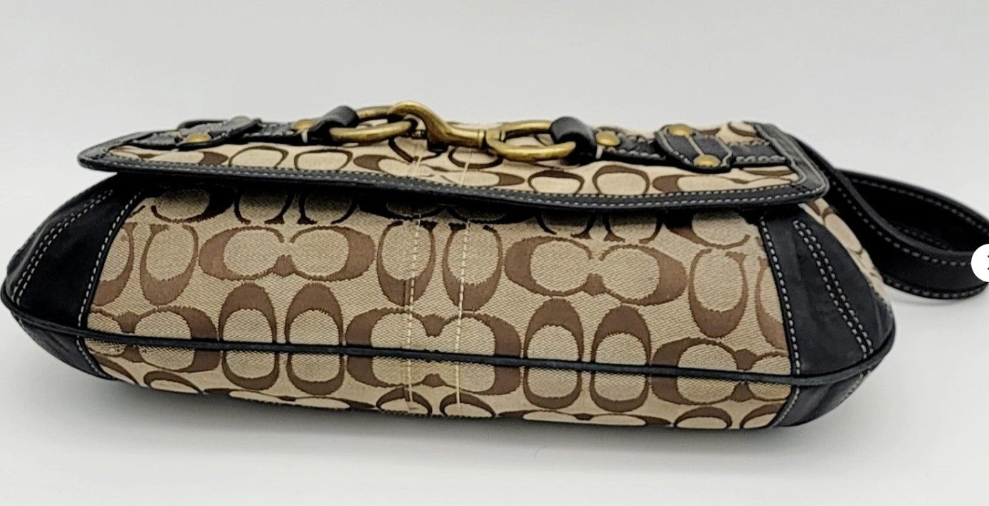 PREVIEW - DROP NEXT TIKTOK LIVE - Coach Y2K Signature Canvas Baguette Shoulder Bag