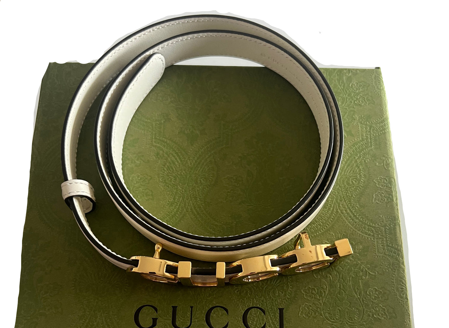 Gucci Ivory and Gold Belt Size 80