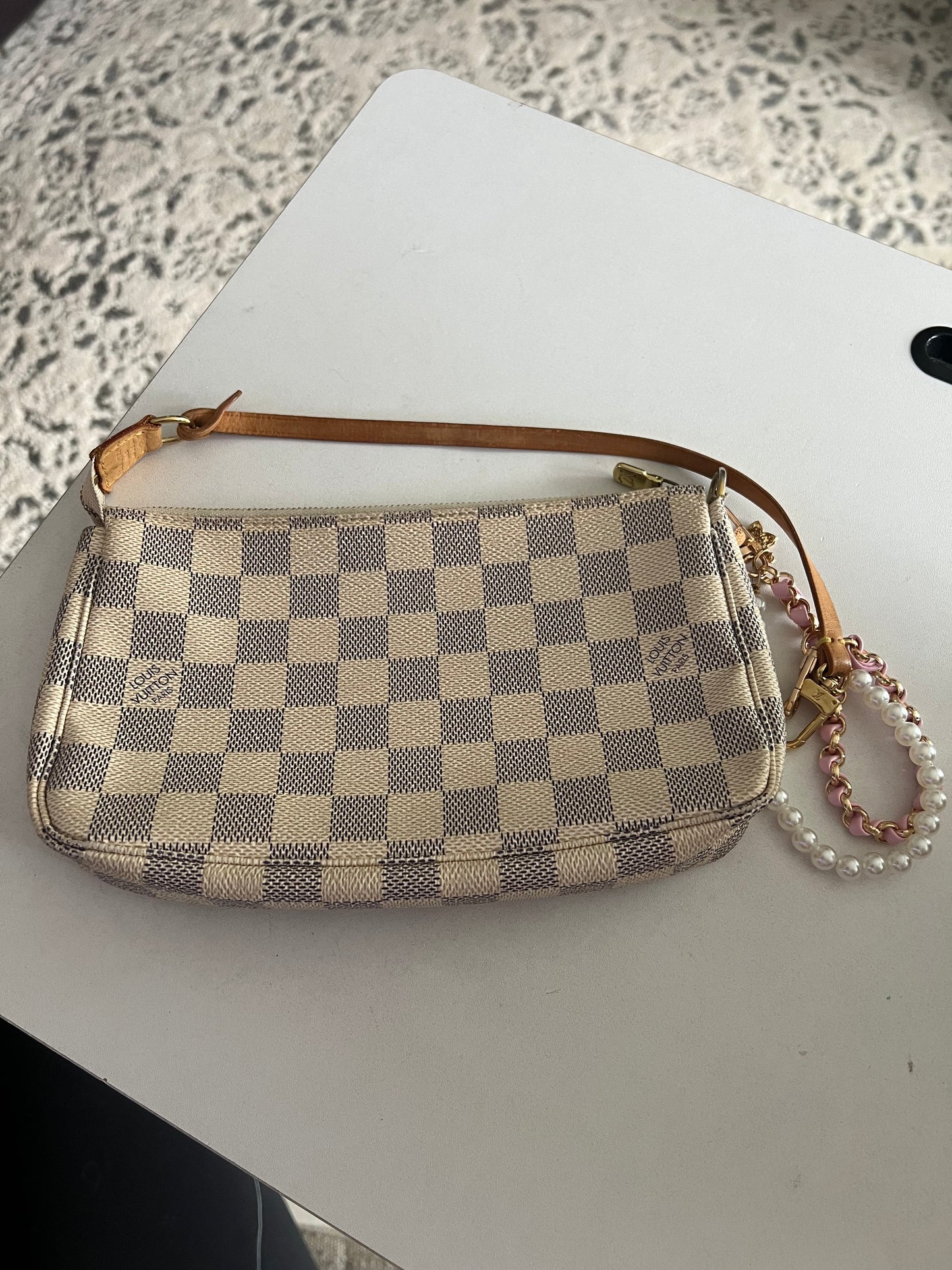 Louis Vuitton Damier Azur Pochette