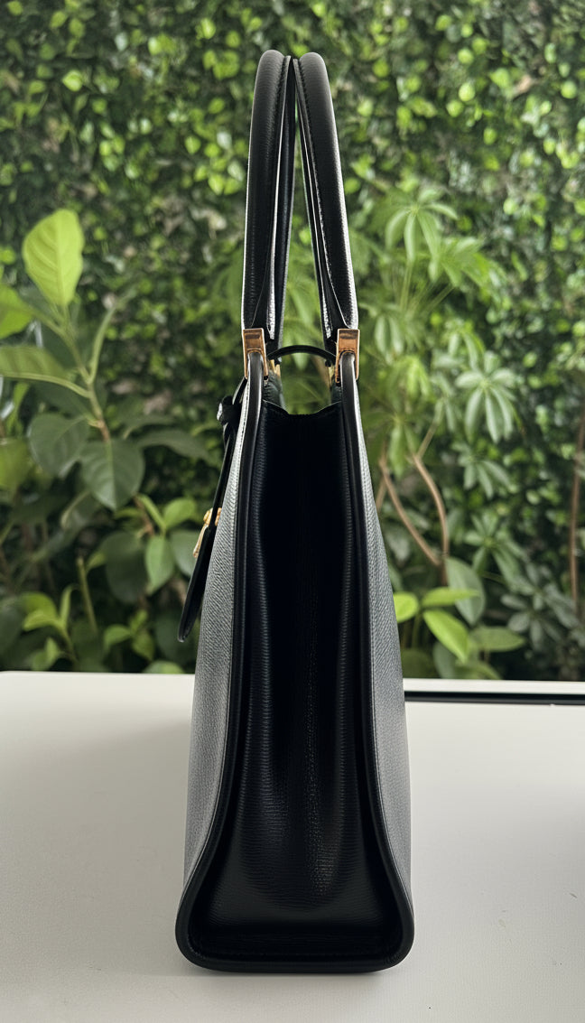 Gucci Vintage Black Leather Piston Lock Jackie