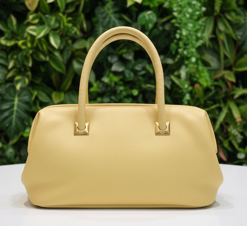 PREVIEW - DROP NEXT TIKTOK LIVE - Celine Vintage Pale Yellow Boston Bag