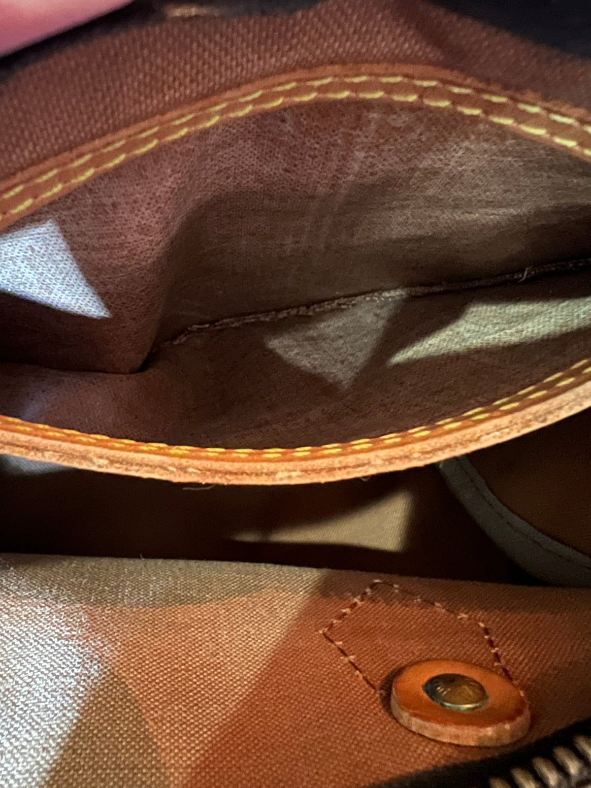 Louis Vuitton Monogram Speedy 25