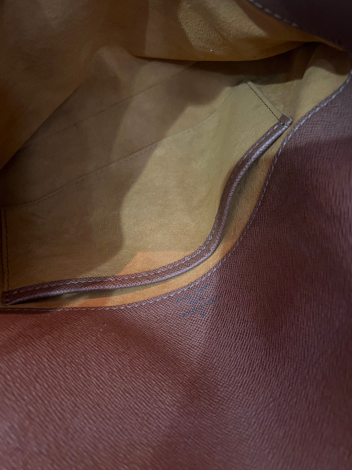 Louis Vuitton Monogram Tango 2000