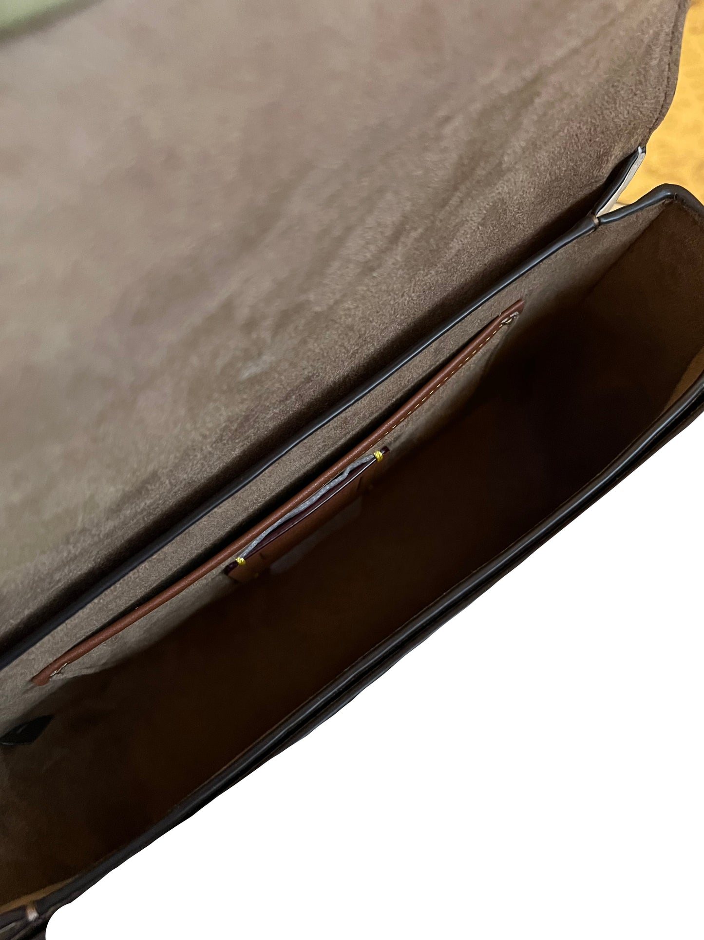 Coach Glovetanned Cream Leather Bag