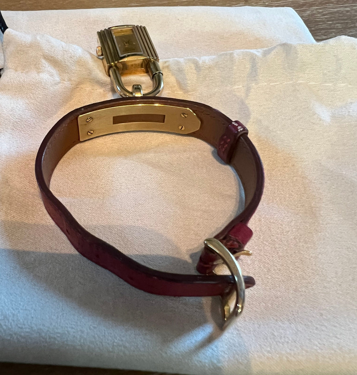 Hermes Vintage Kelly Watch Red