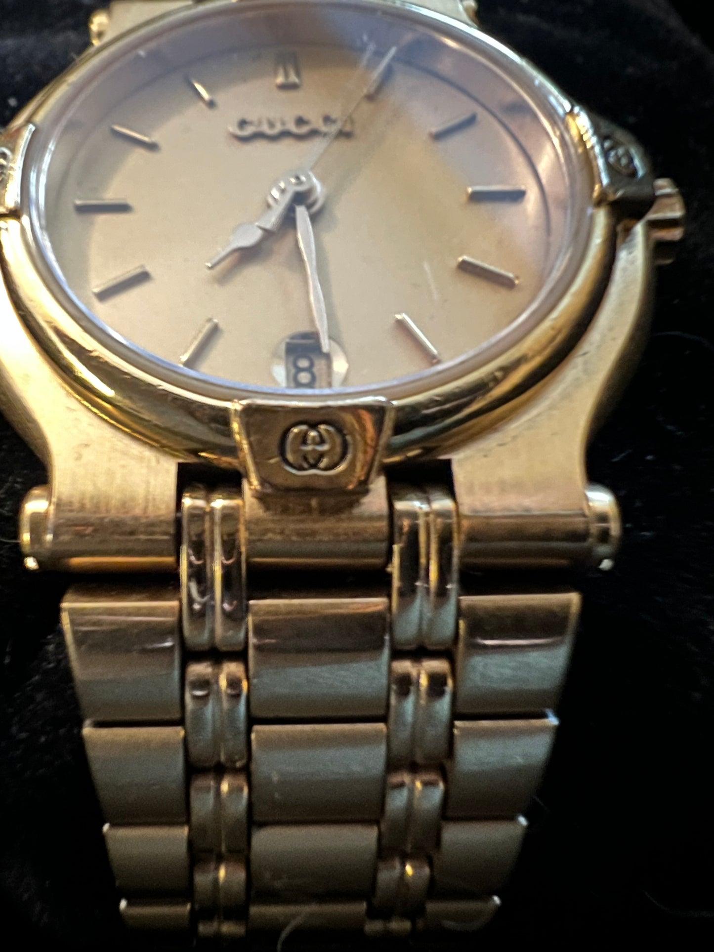Gucci Vintage Gold Toned Watch