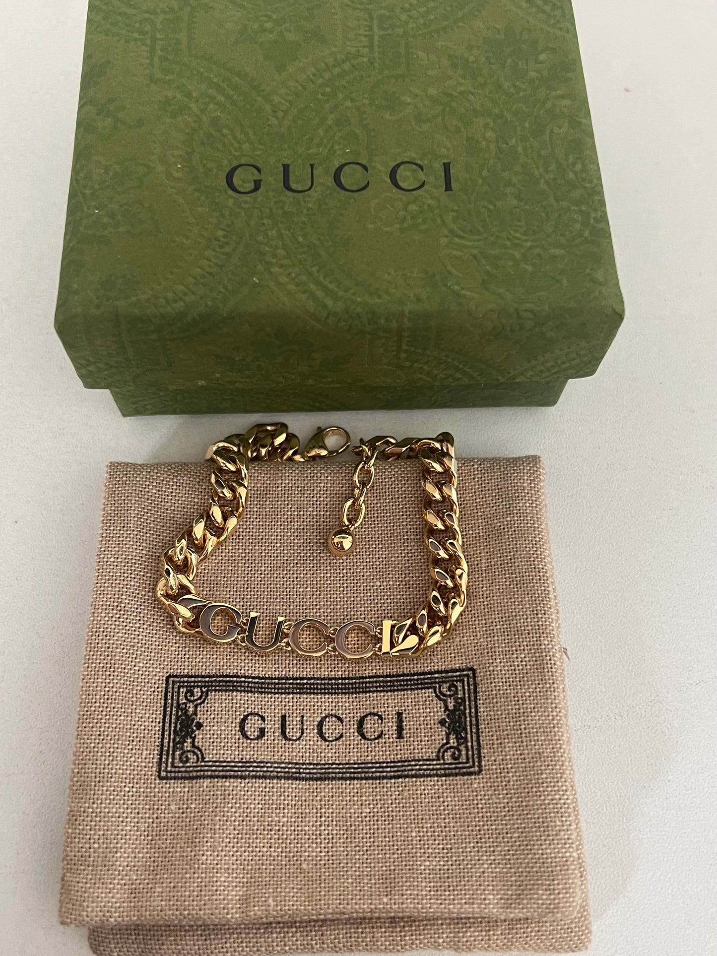 Gucci Gold Toned Script Chain Bracelet