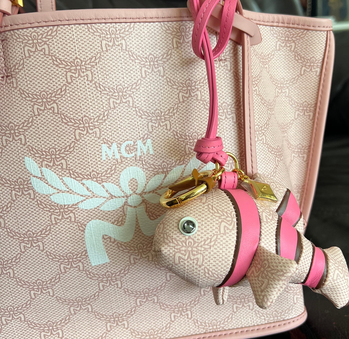 MCM Himmel Pink Fish Charm