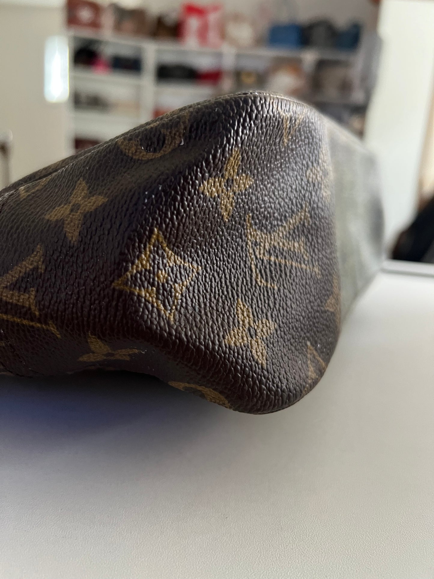 Louis Vuitton Monogram Canvas Trousse 28