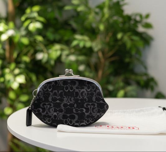 Coach Optic Kisslock Coin Pouch