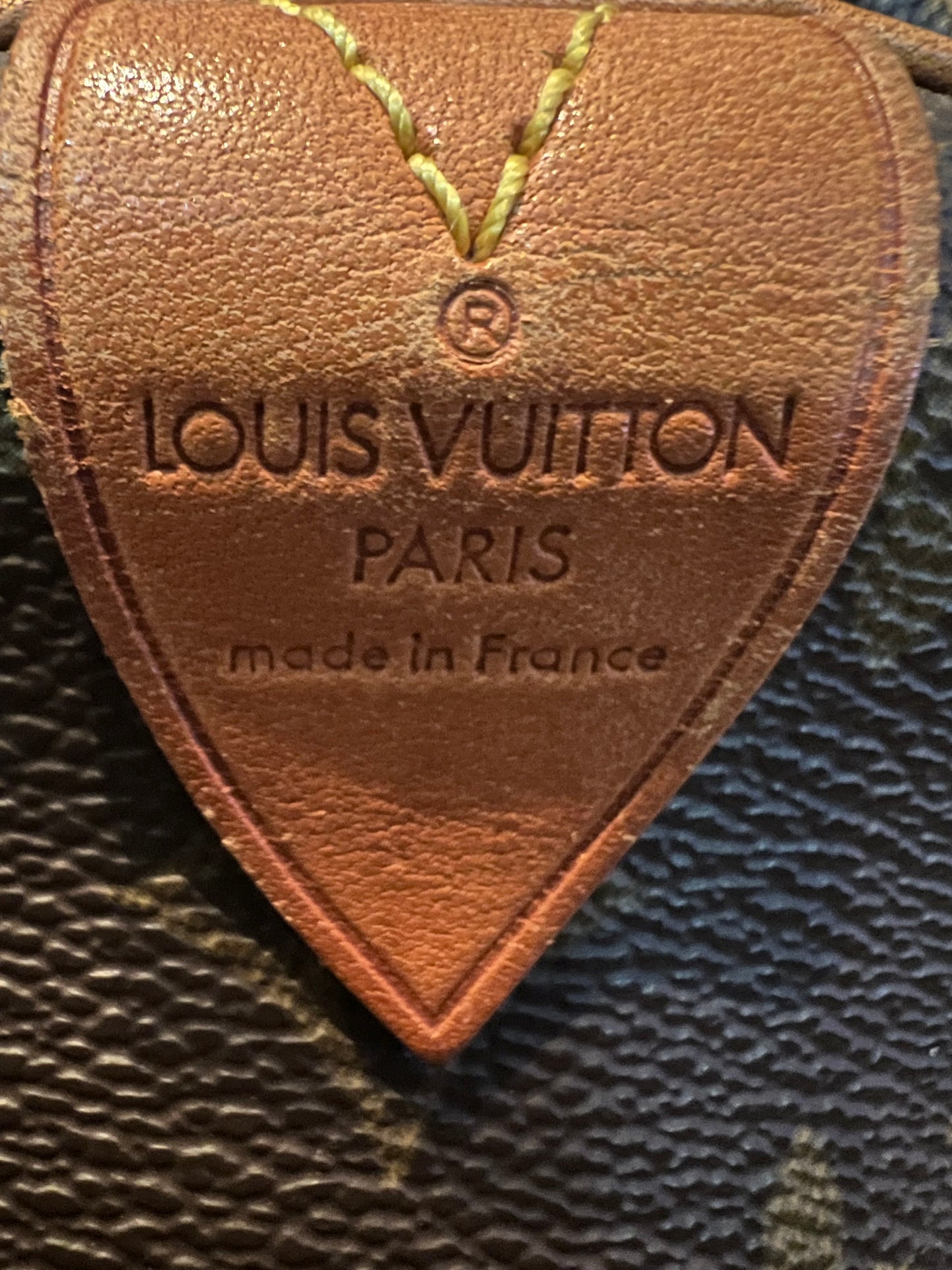 Louis Vuitton Monogram Speedy 40