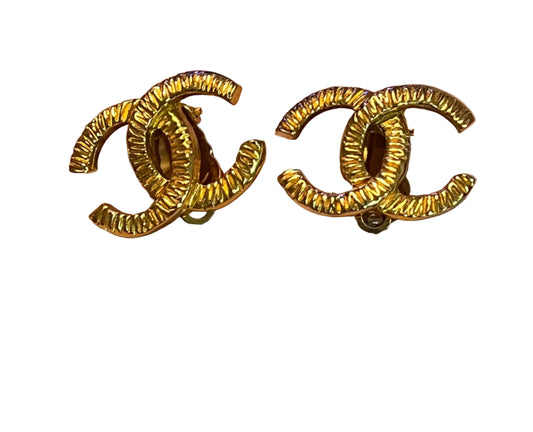 Chanel Vintage Gold Clip On Earrings