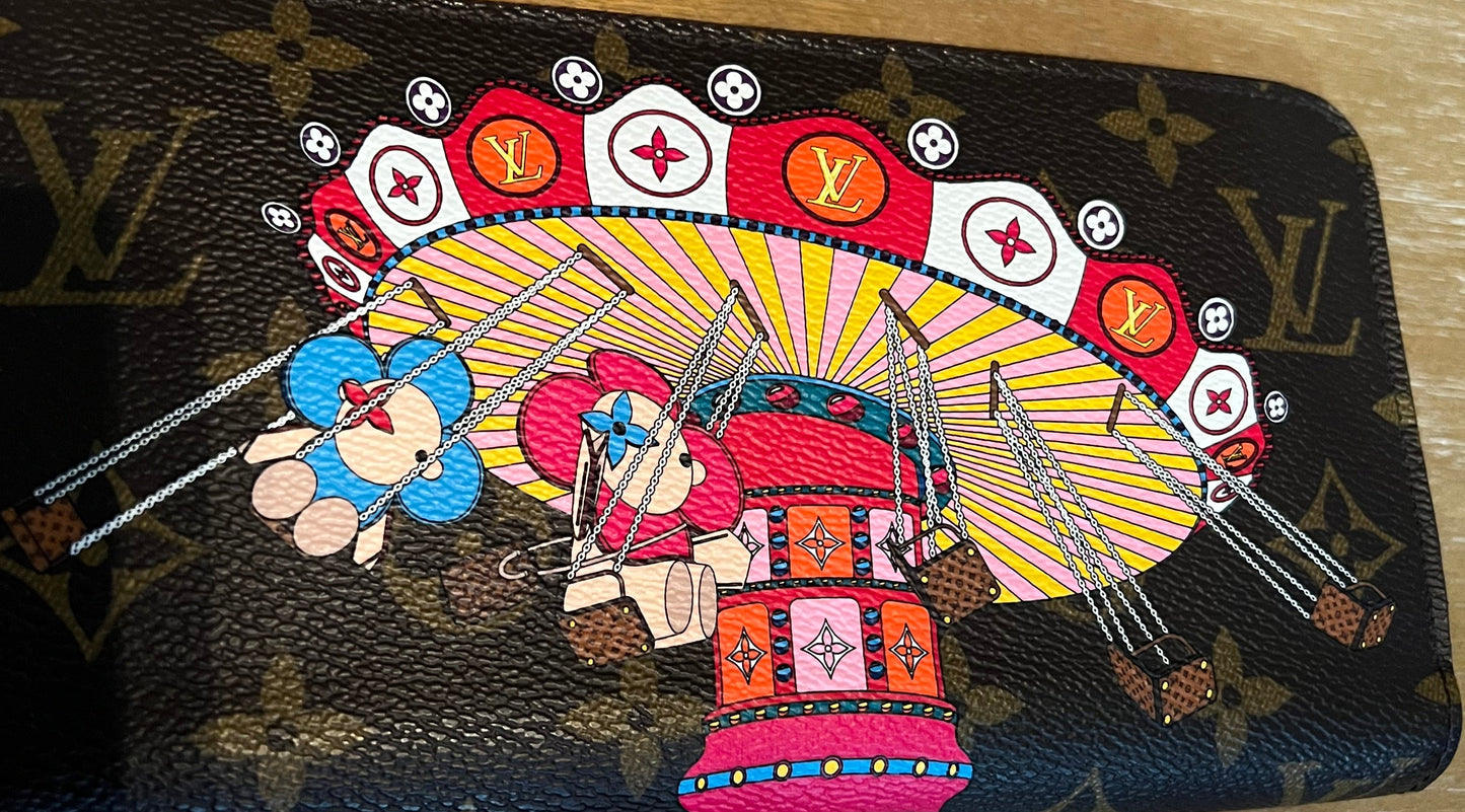 Louis Vuitton Christmas Animation Swing Zippy Wallet