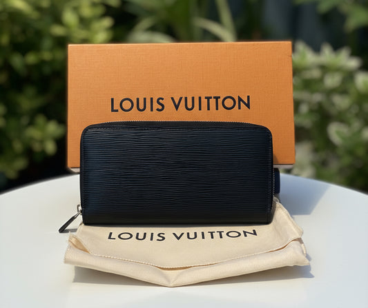 Louis Vuitton Epi Zip Around Wallet