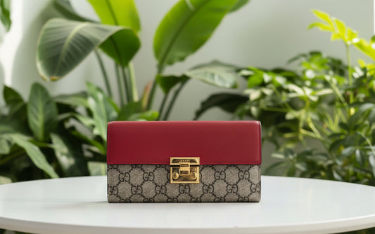 Gucci Supreme GG Wallet on Chain