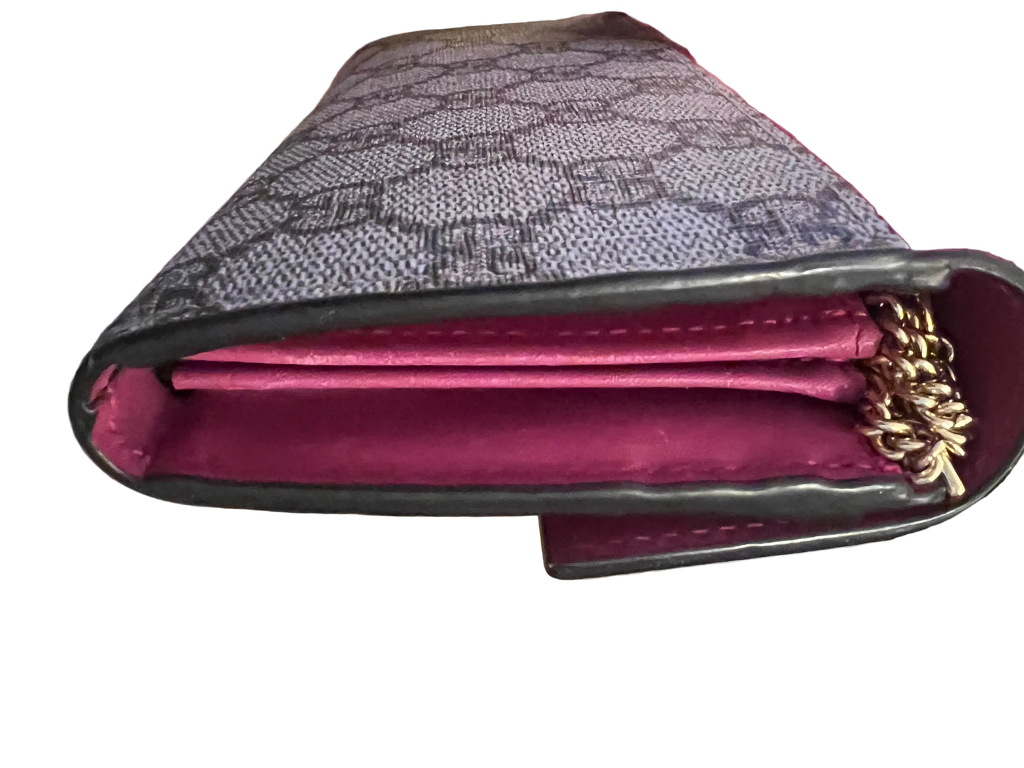 Gucci Supreme GG Wallet on Chain