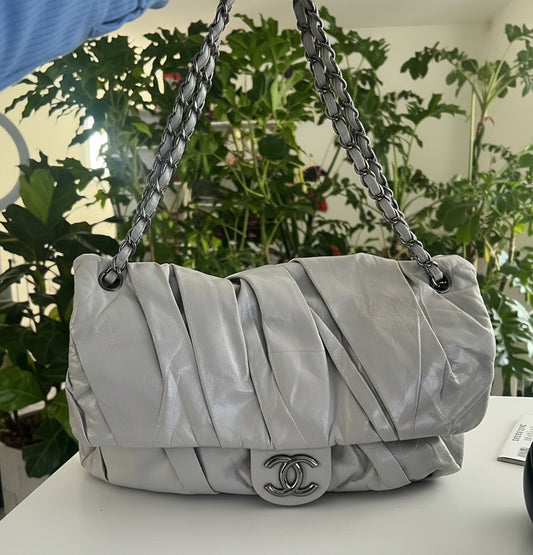 Chanel Glazed Crinkled Calfskin Maxi Twist Flap Bag