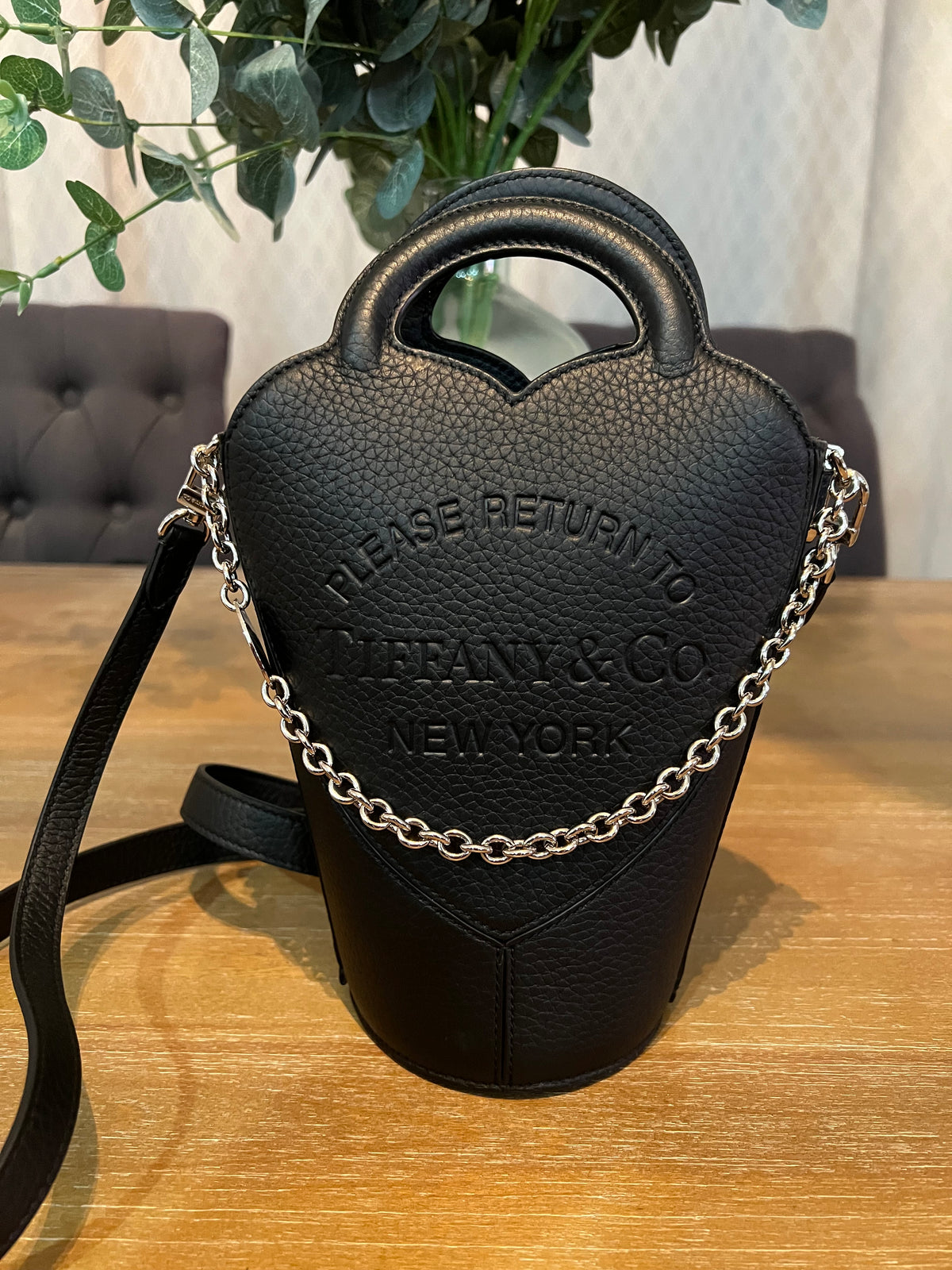 Tiffany & Co. Return to Tiffany Black Leather Bag