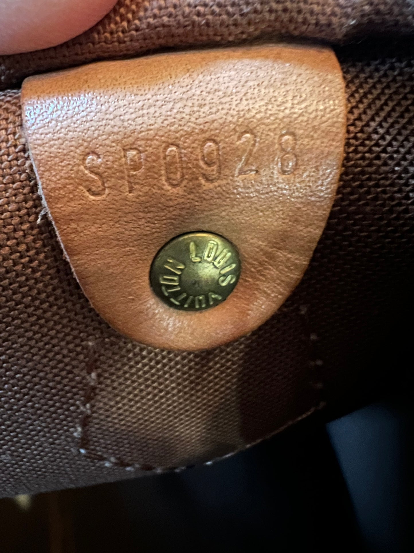Louis Vuitton Monogram Speedy 35