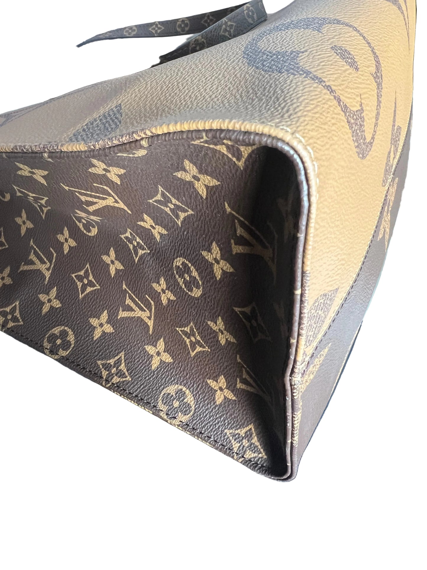 Louis Vuitton Reverse Monogram On-the-Go MM