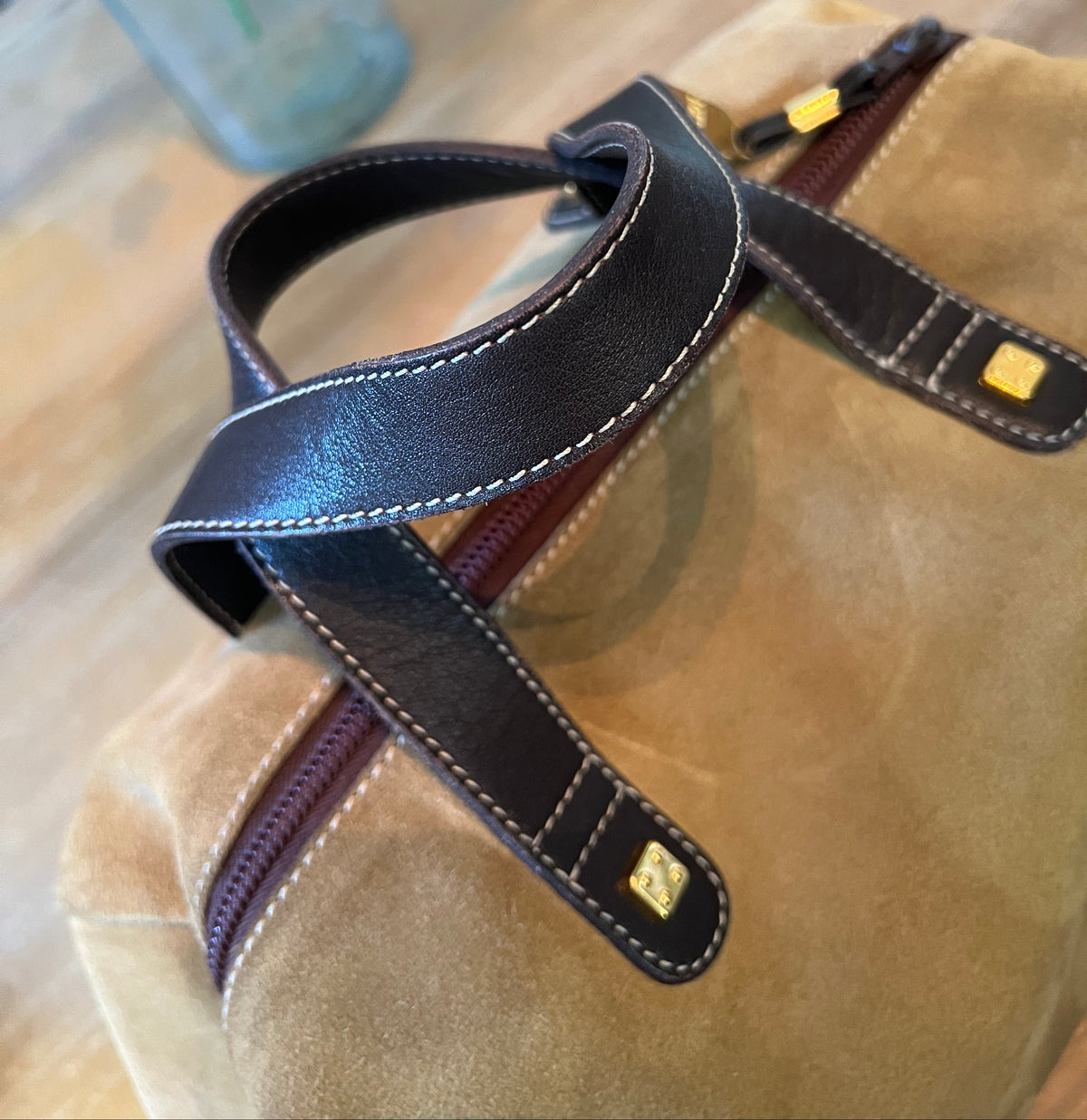 Loewe Tam Suede Amazona