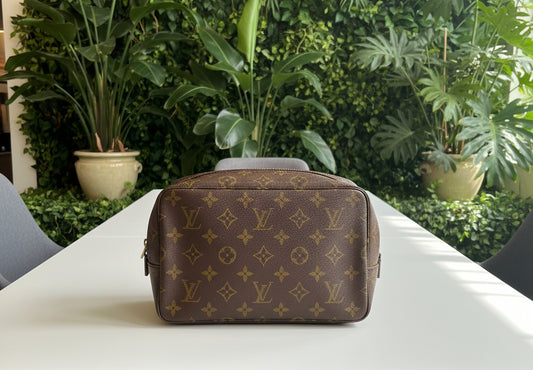 Louis Vuitton Monogram Trousse 28