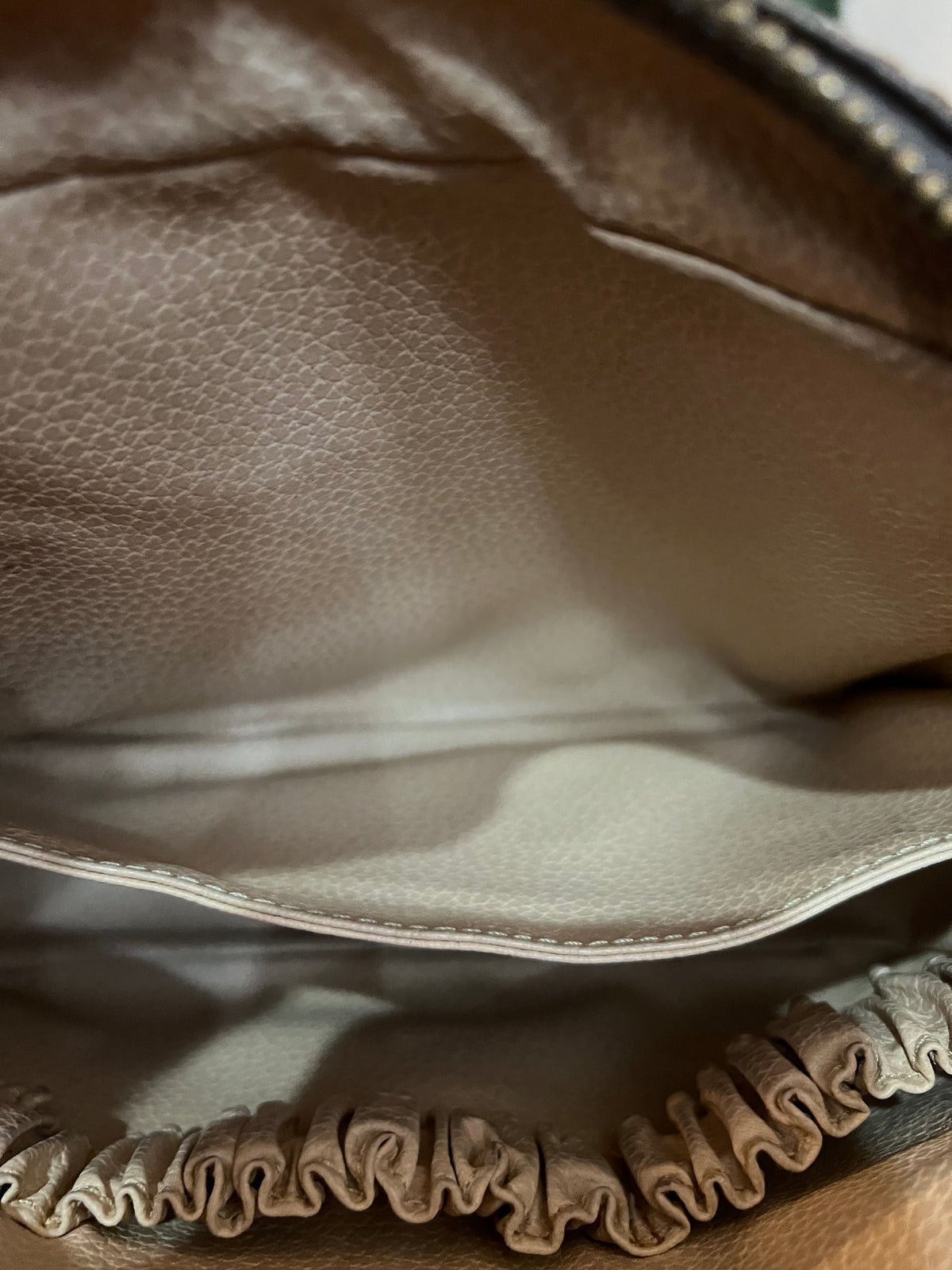 Louis Vuitton Monogram Trousse 28