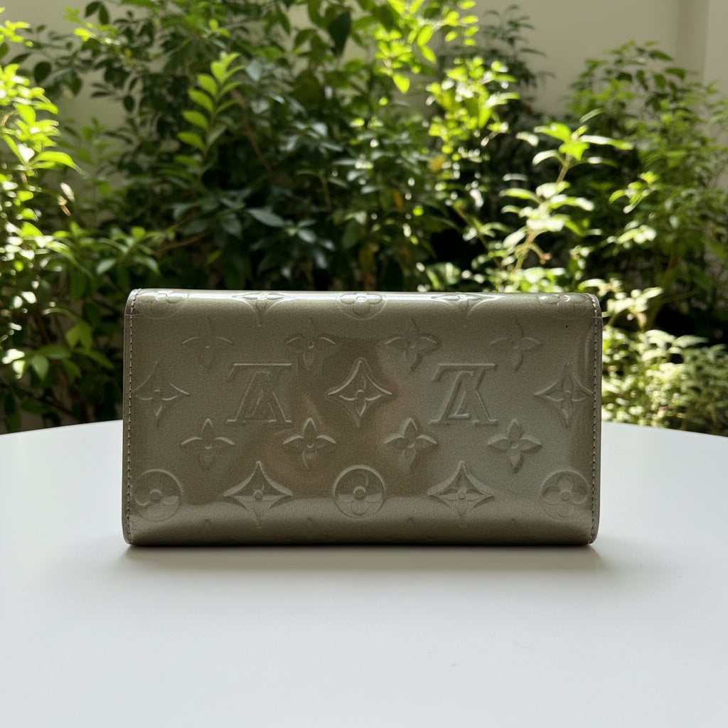 Louis Vuitton Vernis Sarah Wallet