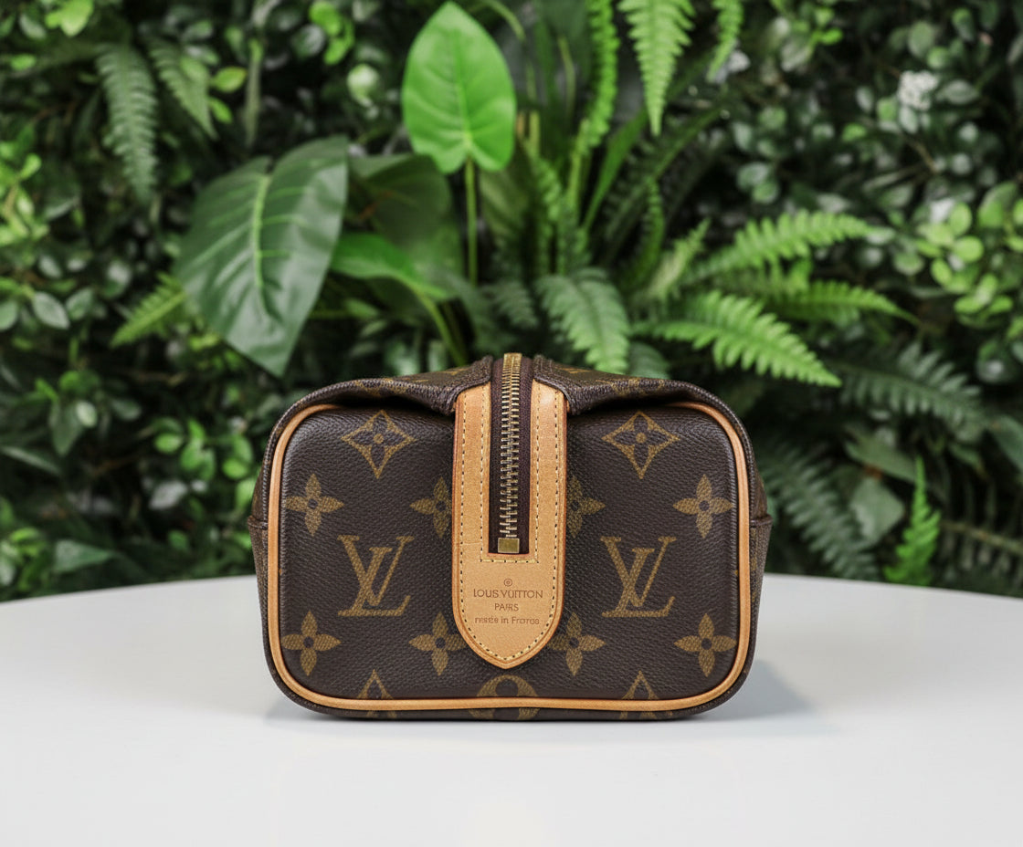 Louis Vuitton Trousse Patte Pression Cosmetic Pouch