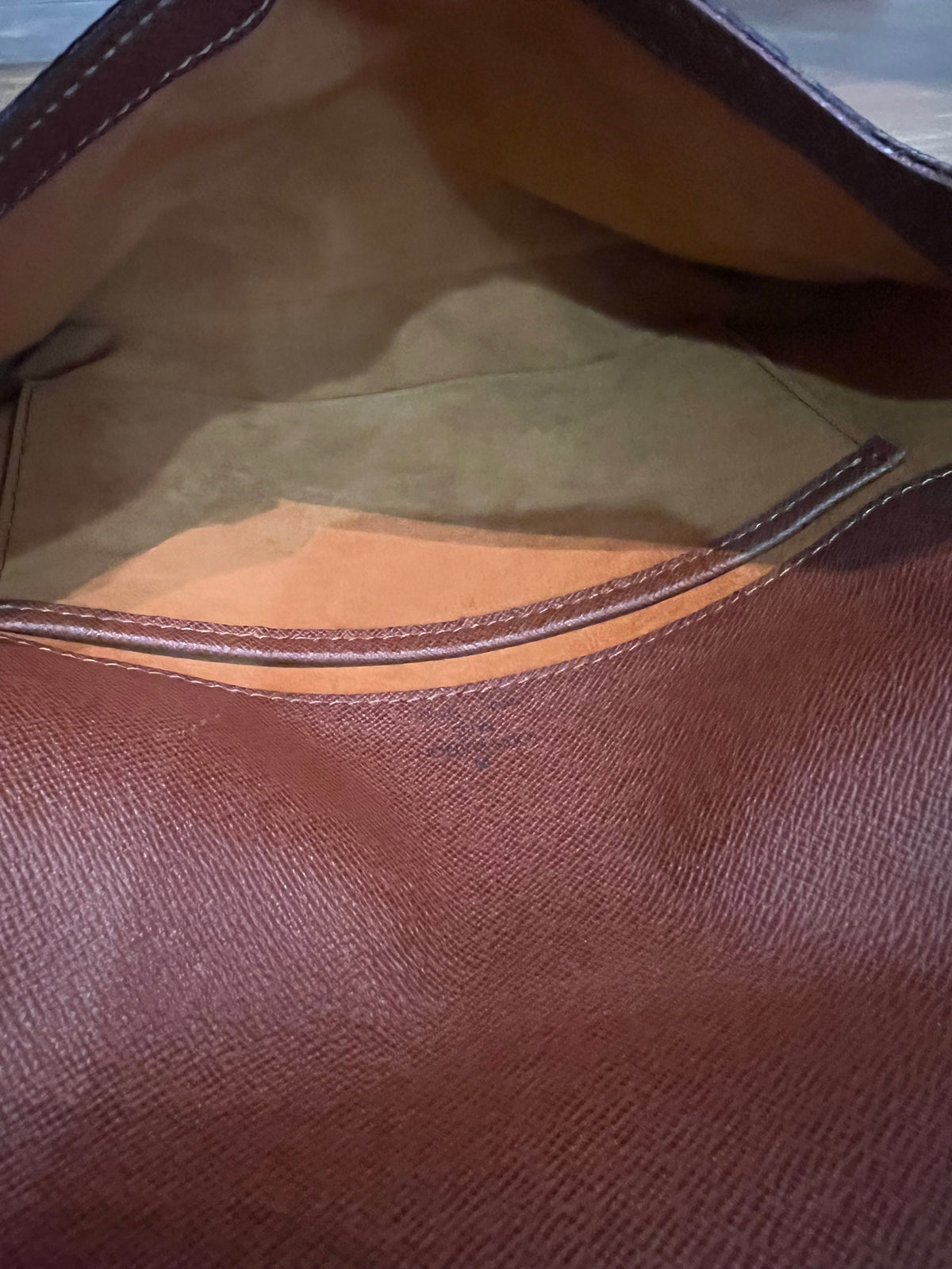 Louis Vuitton Monogram Tango 2000