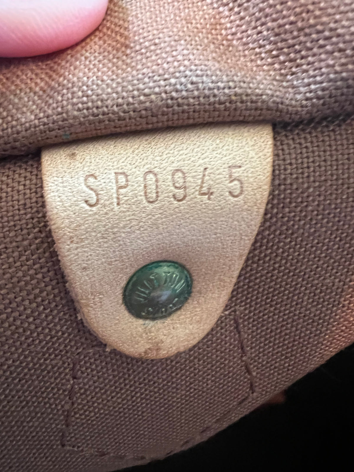 Louis Vuitton Monogram Speedy 40
