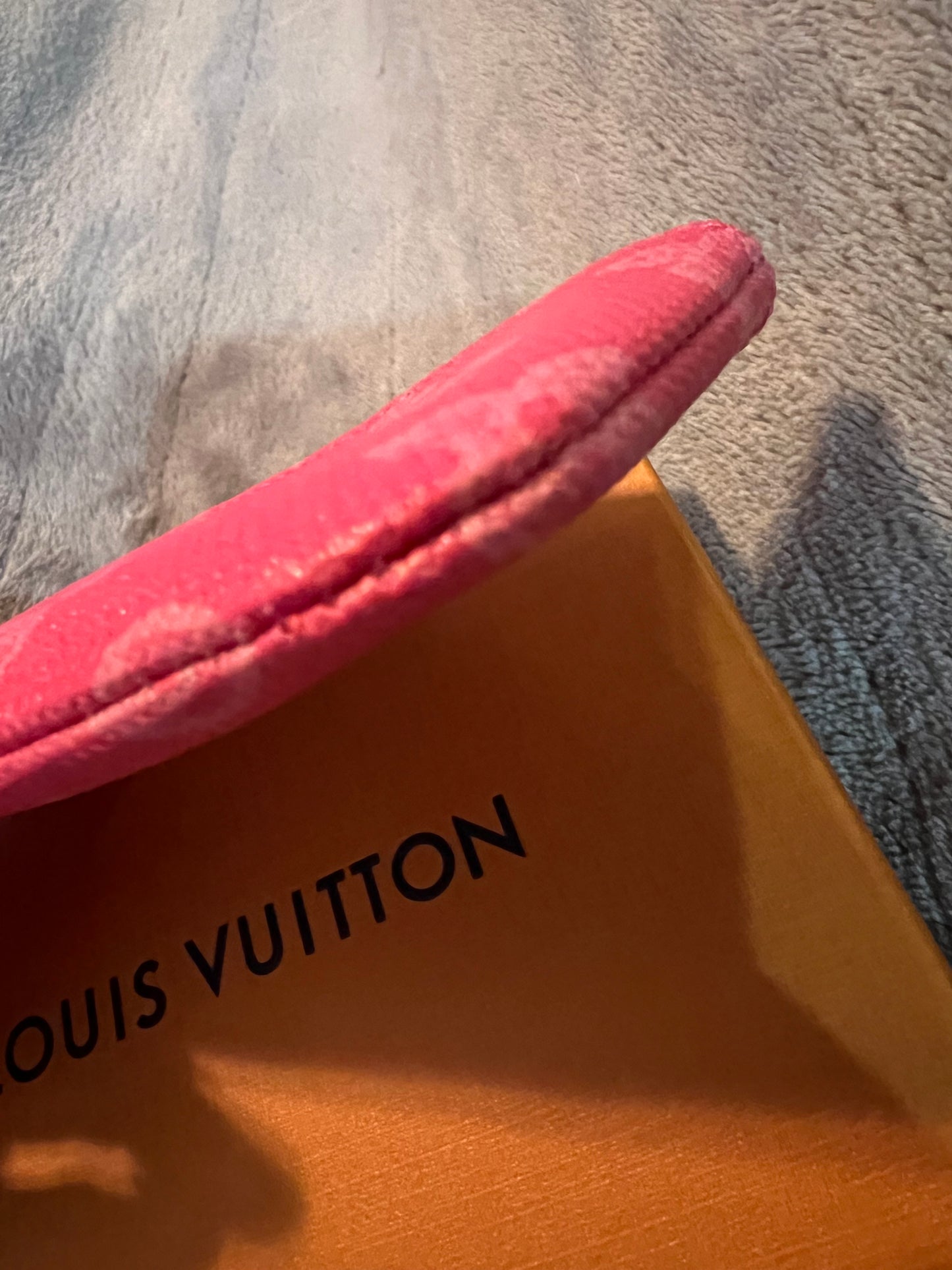 Louis Vuitton Monogram Pink Key Cles