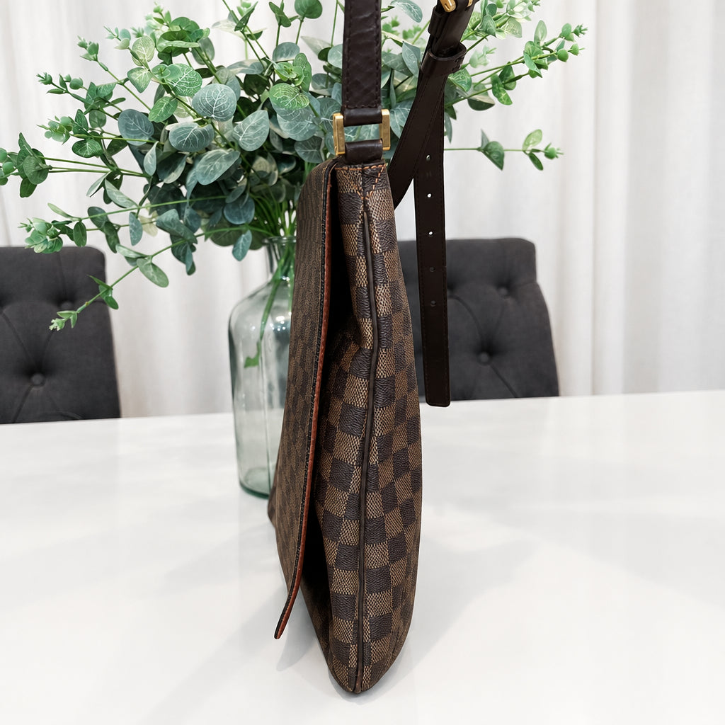 Louis Vuitton Damier Ebene Mussette GM