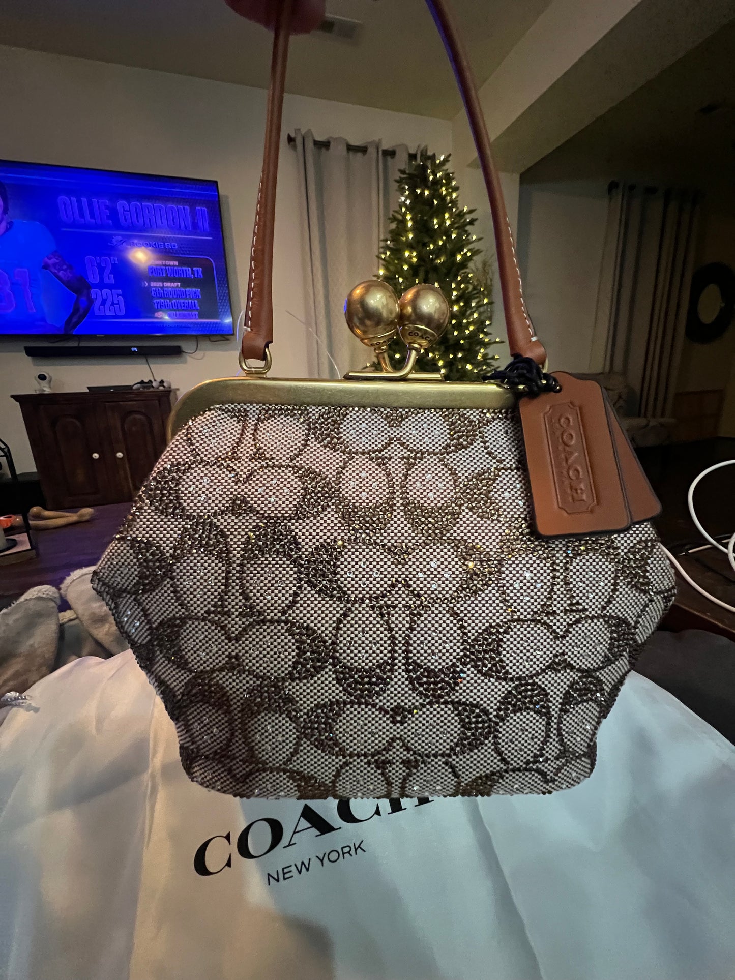 PREVIEW-DROP NEXT TIKTOK LIVE-Coach Crystal Small Kisslock Bag - NEW