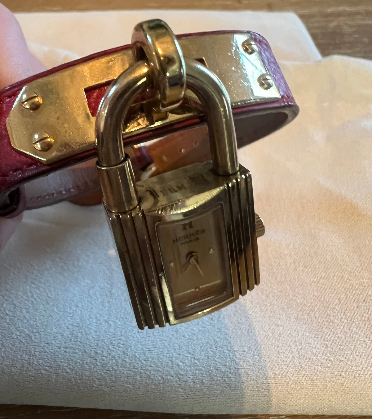 Hermes Vintage Kelly Watch Red
