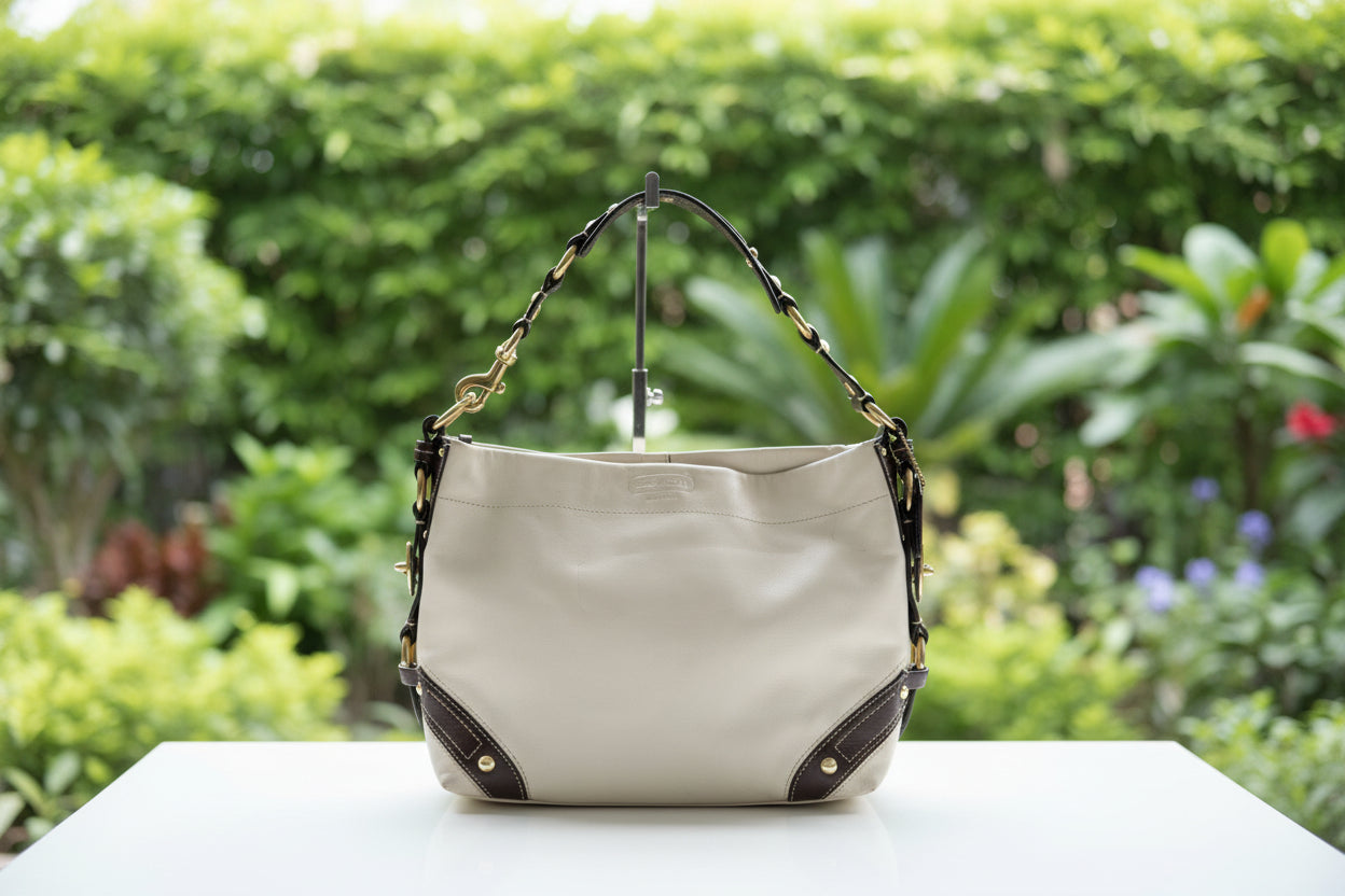 Coach Leather Gream Carly