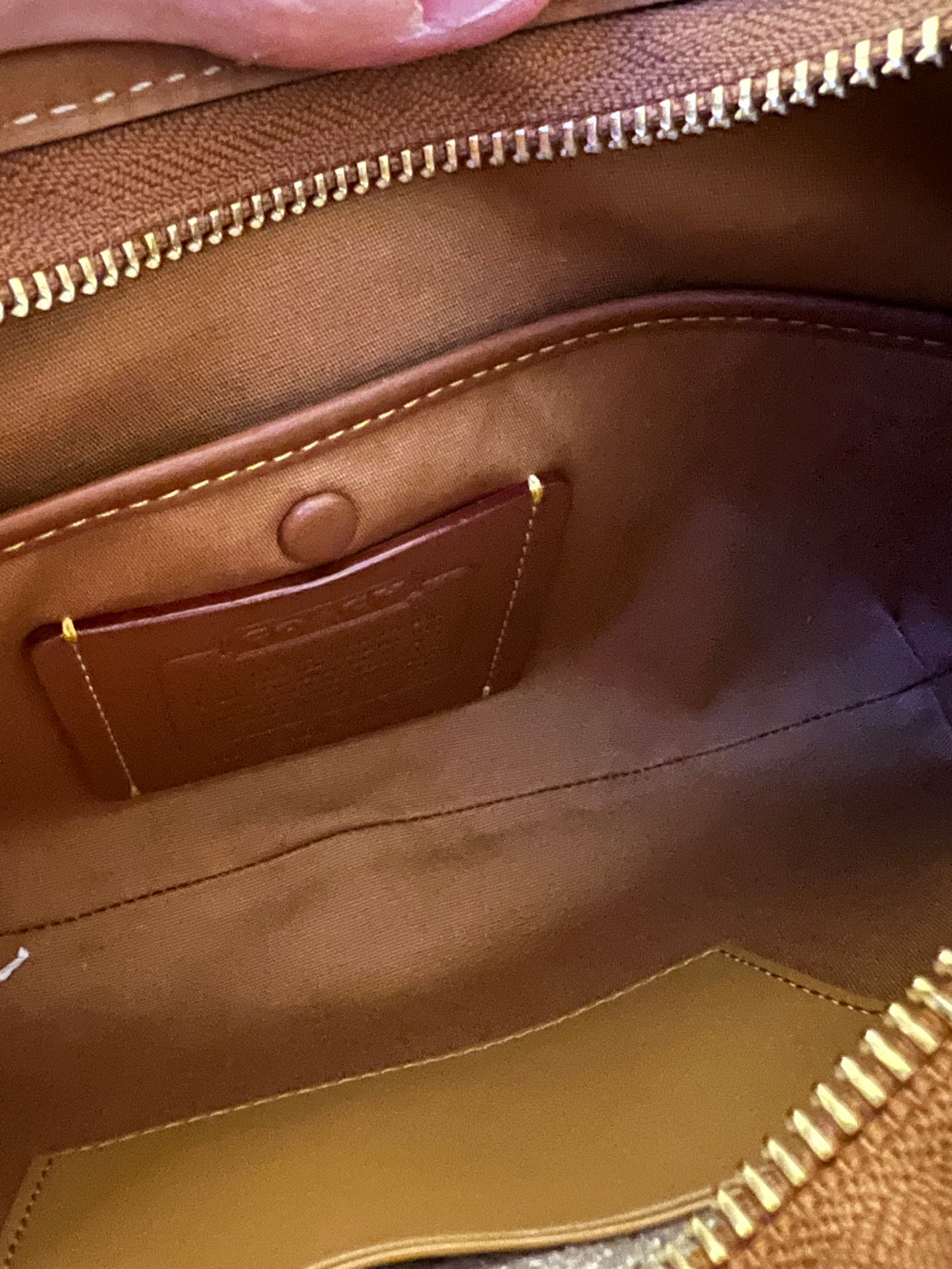 PREVIEW-DROP NEXT TIKTOK LIVE-Coach Rainbow Crystal Hampton