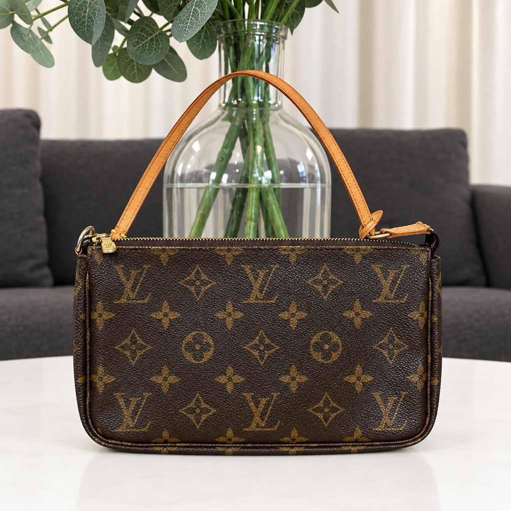 Louis Vuitton Monogram Pochette ‘01
