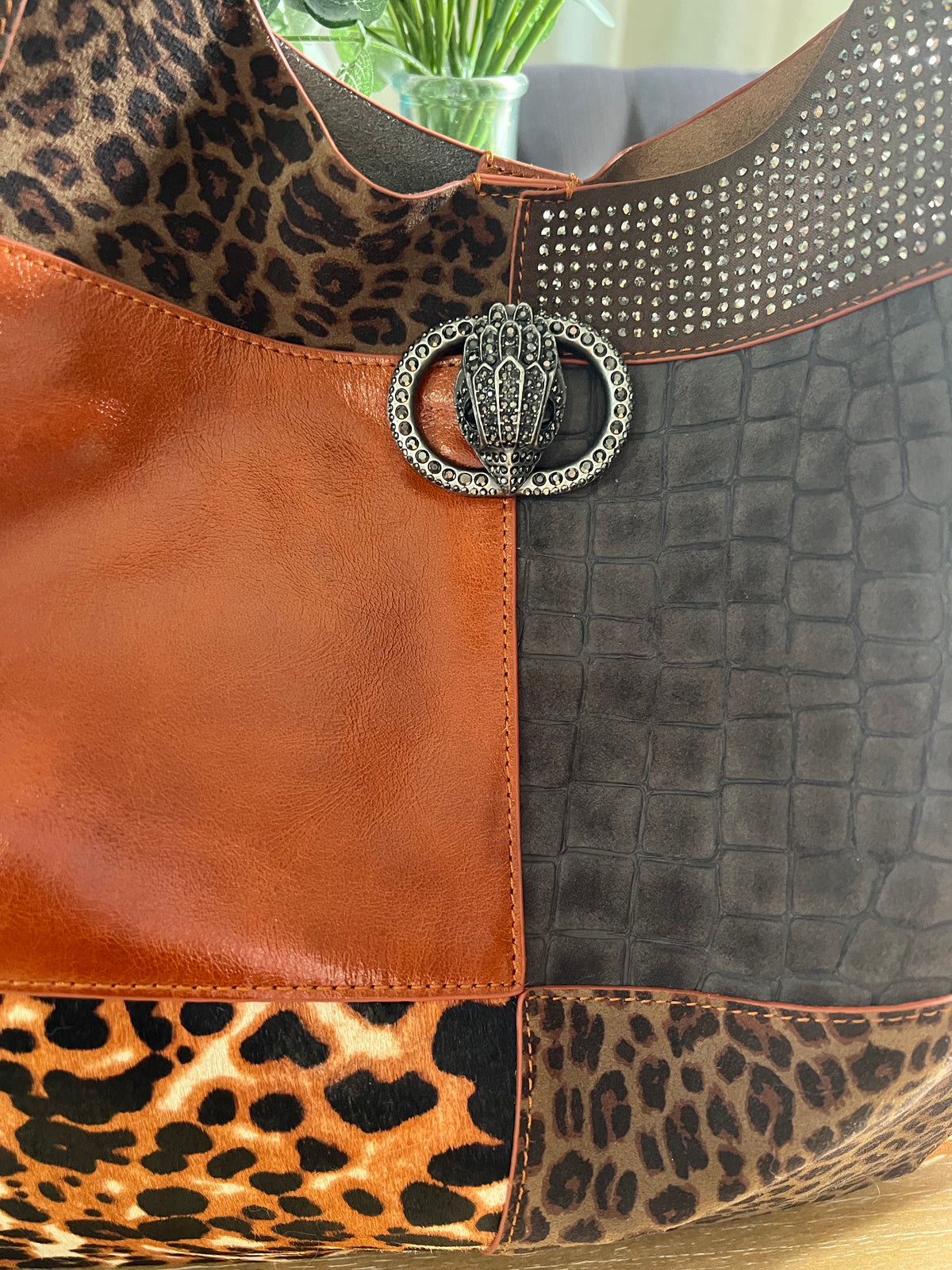 Kurt Geiger Large Chelsea Slouch Hobo