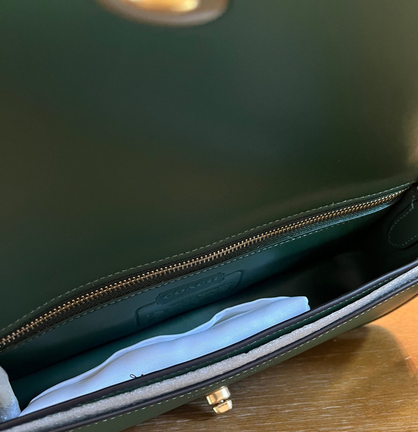 PREVIEW-DROP NEXT TIKTOK LIVE-Coach Glovetanned Leather Dinky Bag