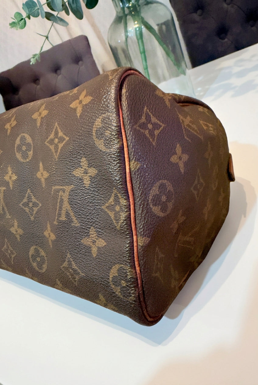 Louis Vuitton Monogram Speedy 25 1995