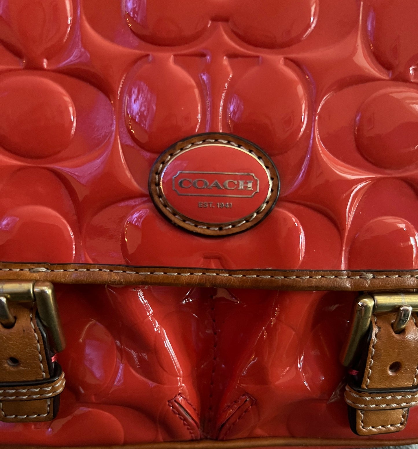 PREVIEW-DROP NEXT TIKTOK LIVE-Coach Patent Orange Messenger