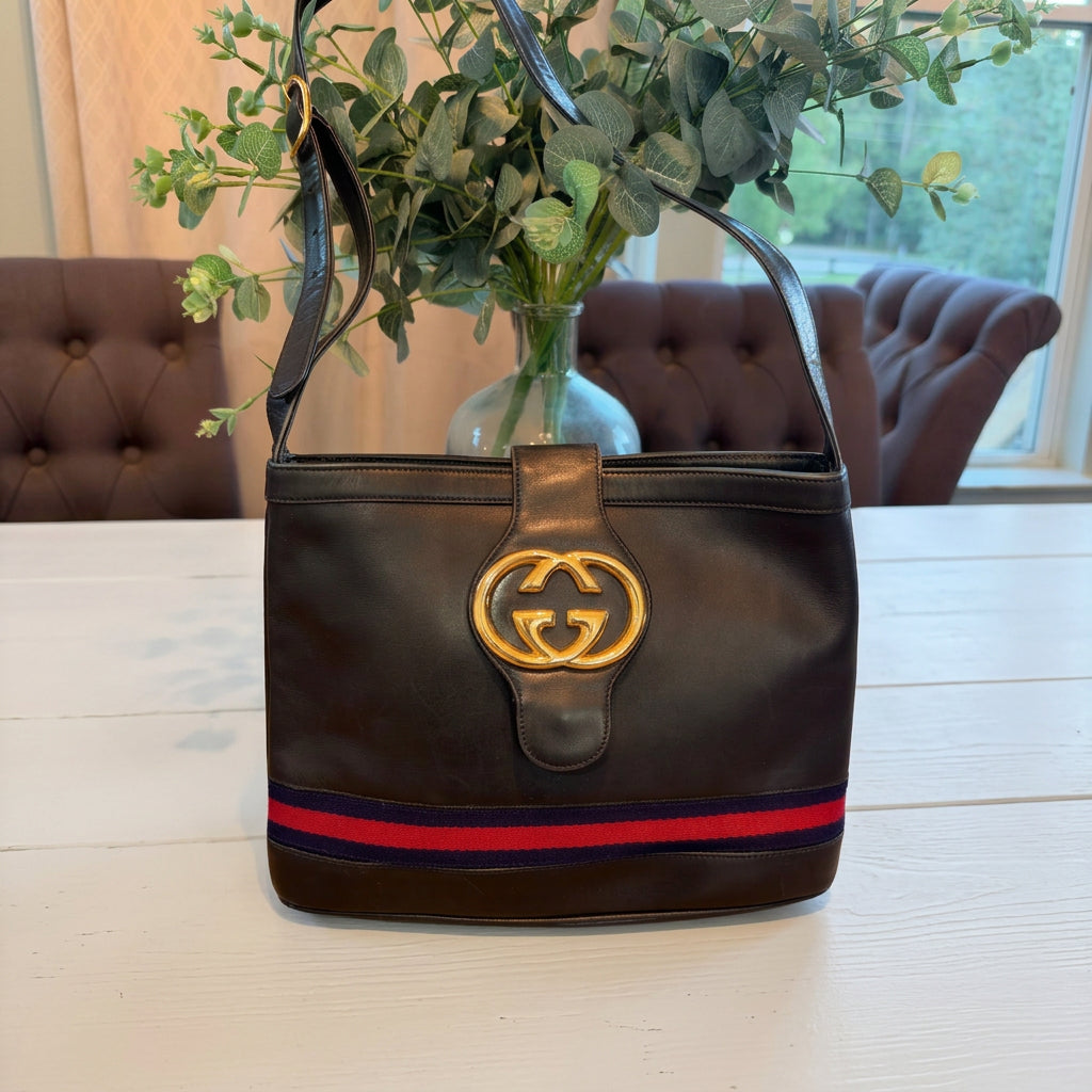 Gucci Vintage Navy Leather Shoulder Bag