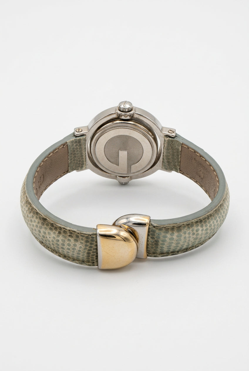 Gucci Vintage 6600 Silver Reversible Bracelet Watch