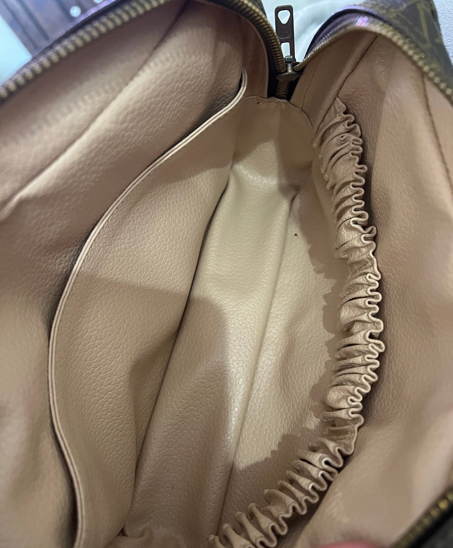 Louis Vuitton Monogram Trousse 23 - For Terry