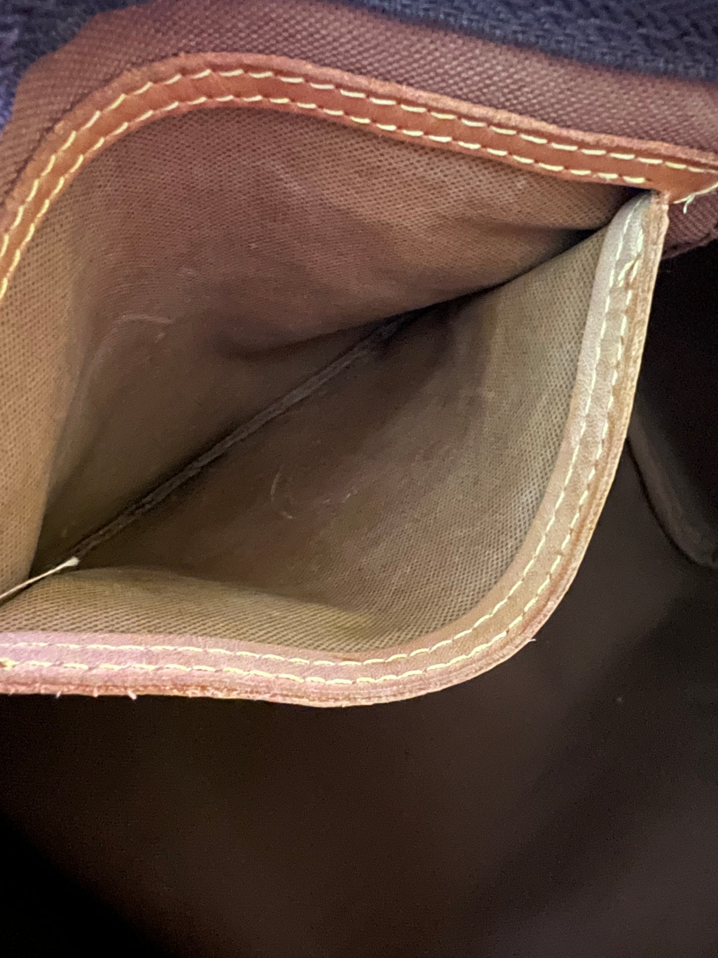 Louis Vuitton Monogram Speedy 30
