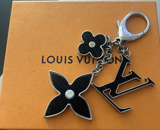 Louis Vuitton Fleur de Epi Bag Charm Black & Silver