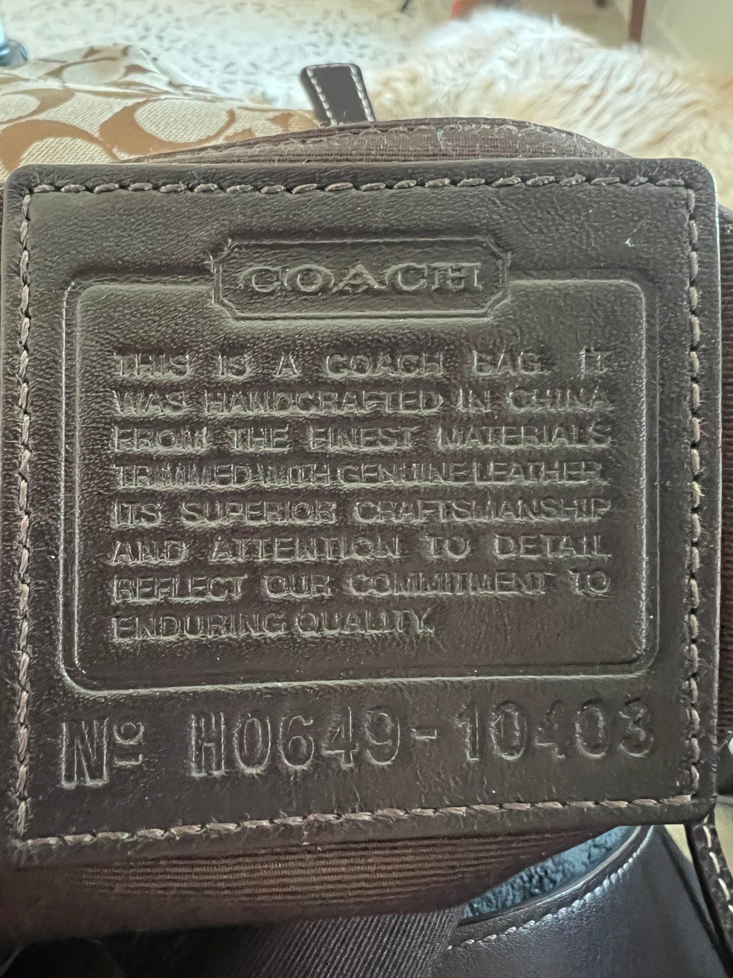 PREVIEW-DROP NEXT TIKTOK LIVE-Coach Signature Crossbody