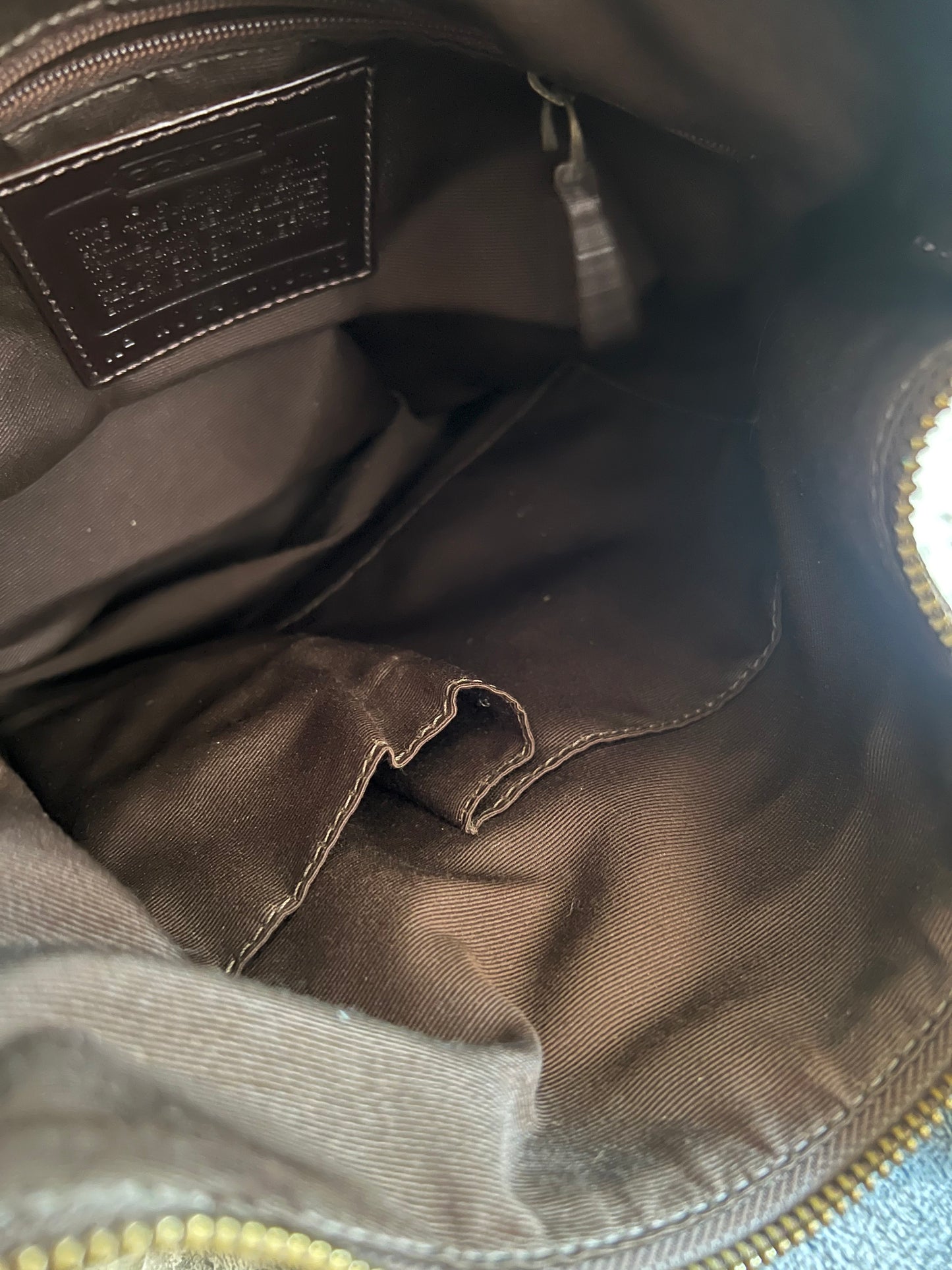 PREVIEW-DROP NEXT TIKTOK LIVE-Coach Signature Crossbody