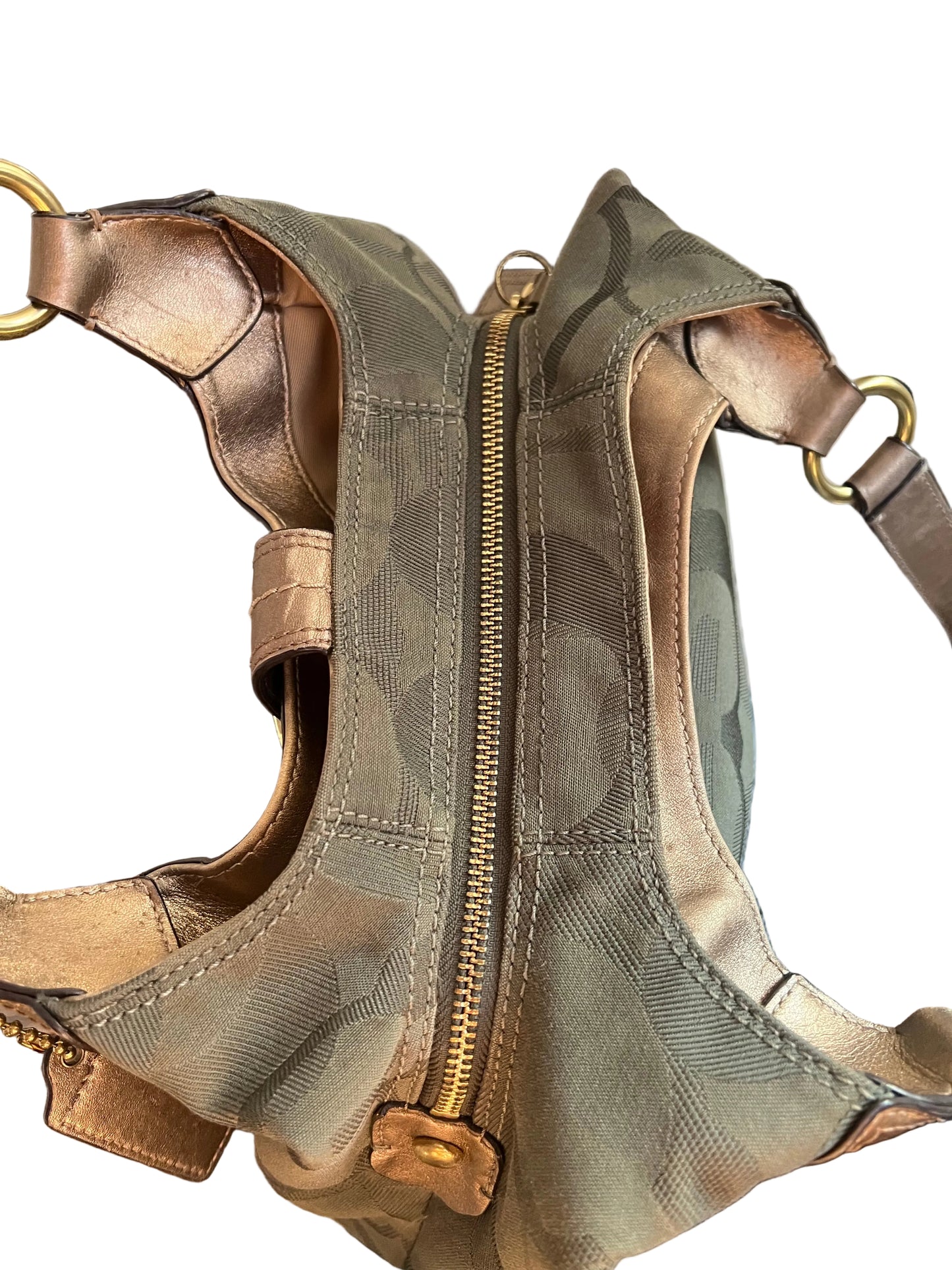 PREVIEW-DROP NEXT TIKTOK LIVE-Coach Green Soho